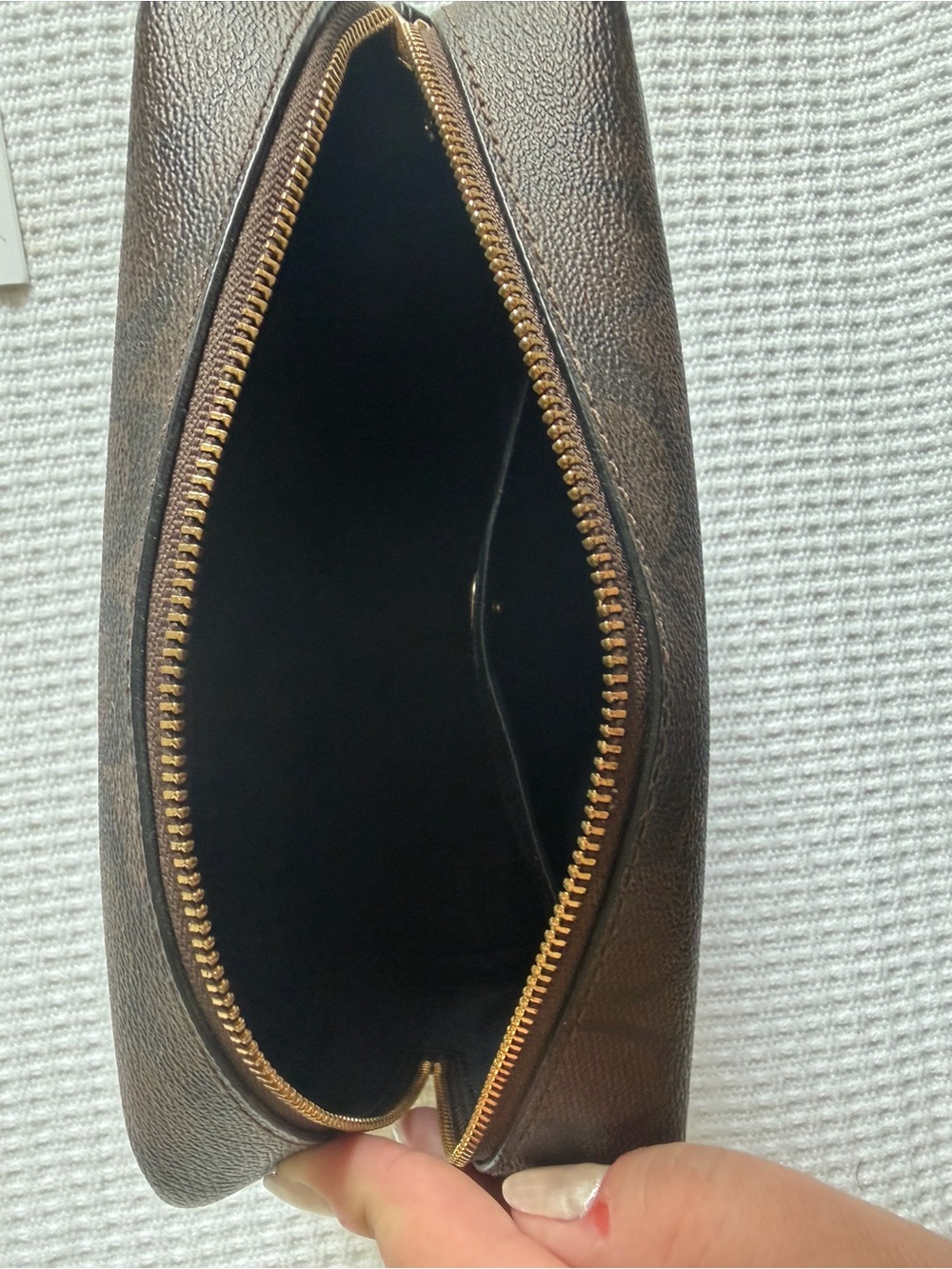 Coach Signature Brown Black Wristlet F77997 - Picture 2 of 3